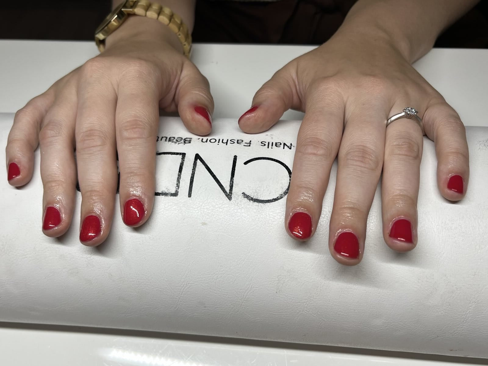 Shellac geelilakkaus yksivärinen HUOLTO
